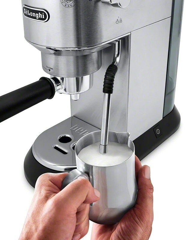 Кавоварка De'Longhi Dedica EC 685.M - Кавоварки Побутові