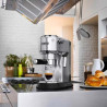 Кавоварка De'Longhi Dedica EC 685.M - Кавоварки Побутові